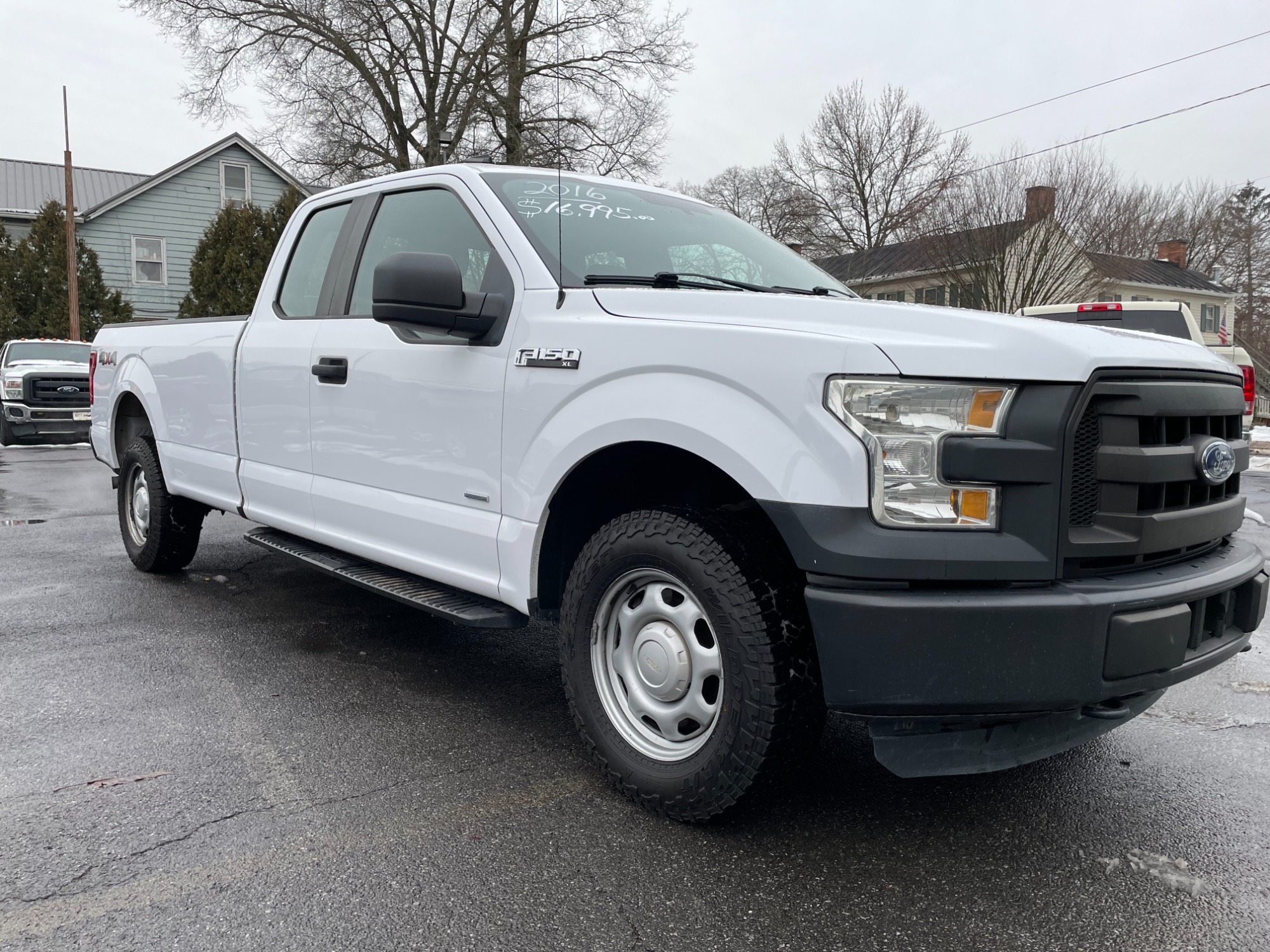 photo of 2016 Ford F-150 Lariat SuperCab 6.5-ft. 4WD